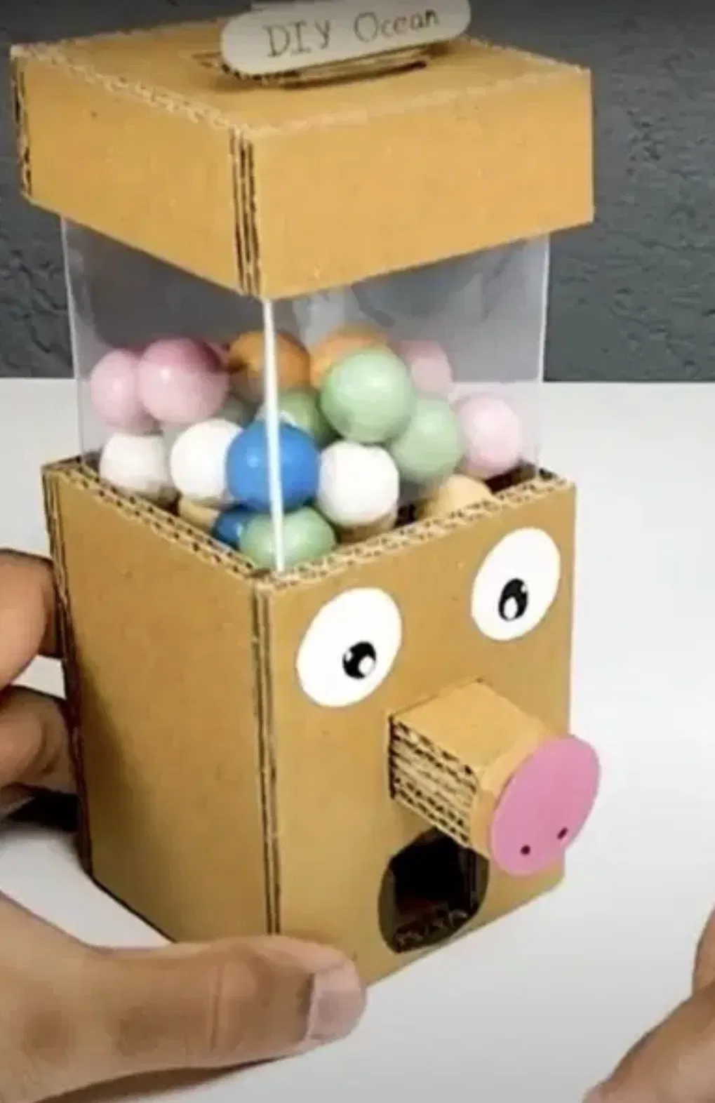 Dispensador de bolas DIY